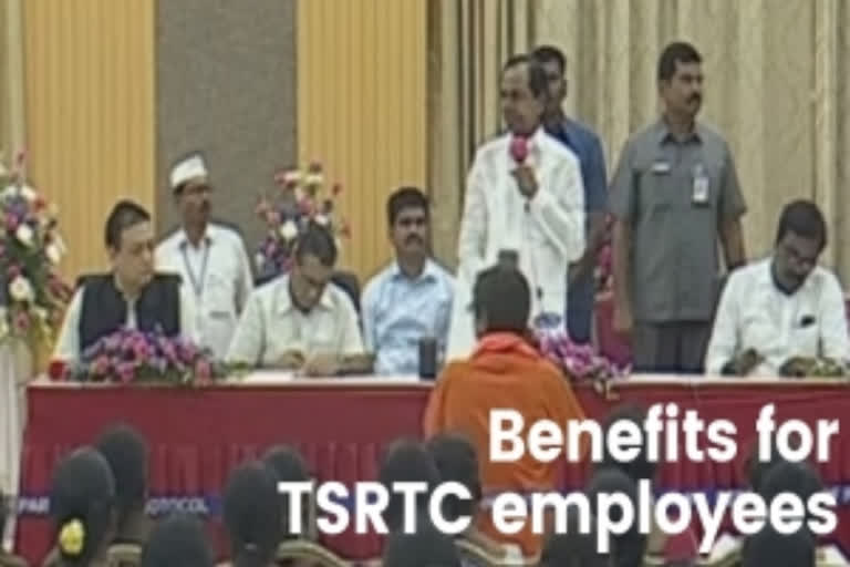 Telangana CM announces benefits for TSRTC employees