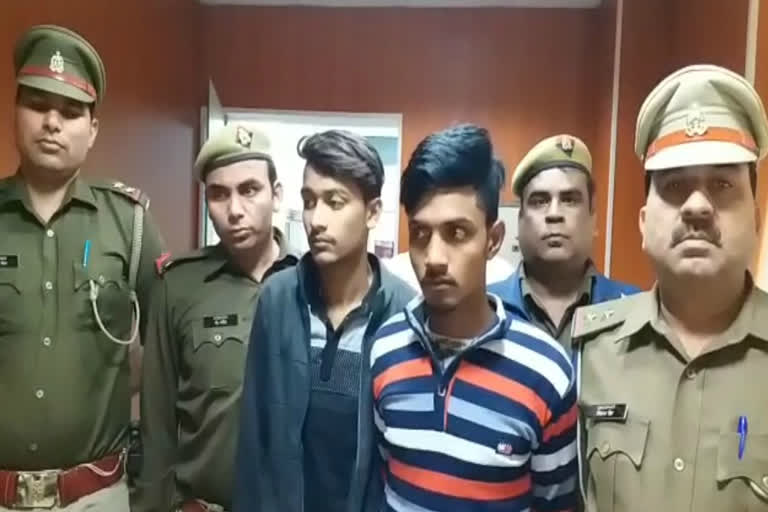 two people arrested with 13 motorcycles in noida