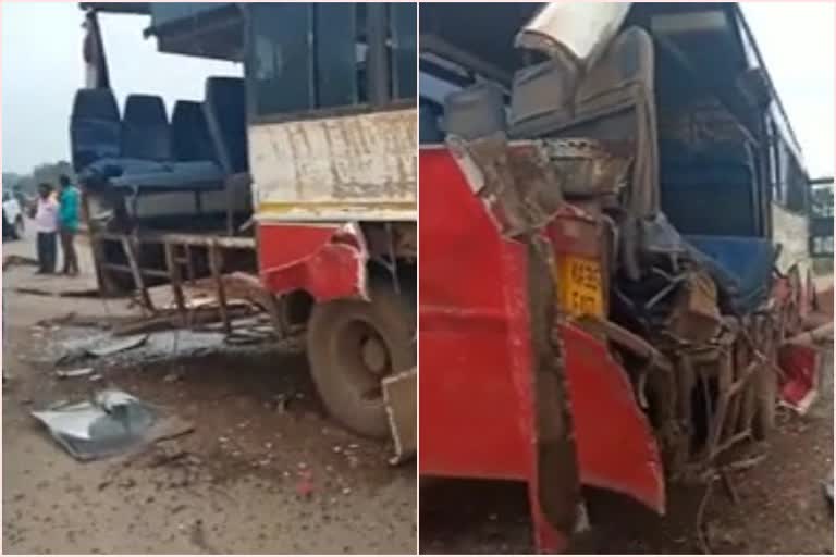 ಕೊಪ್ಪಳ ಬಳಿ ಕೆಎಸ್​ಆರ್​ಟಿಸಿ ಬಸ್​ಗೆ ಲಾರಿ ಡಿಕ್ಕಿ  , Lorry collides with KSRTC bus in Koppal