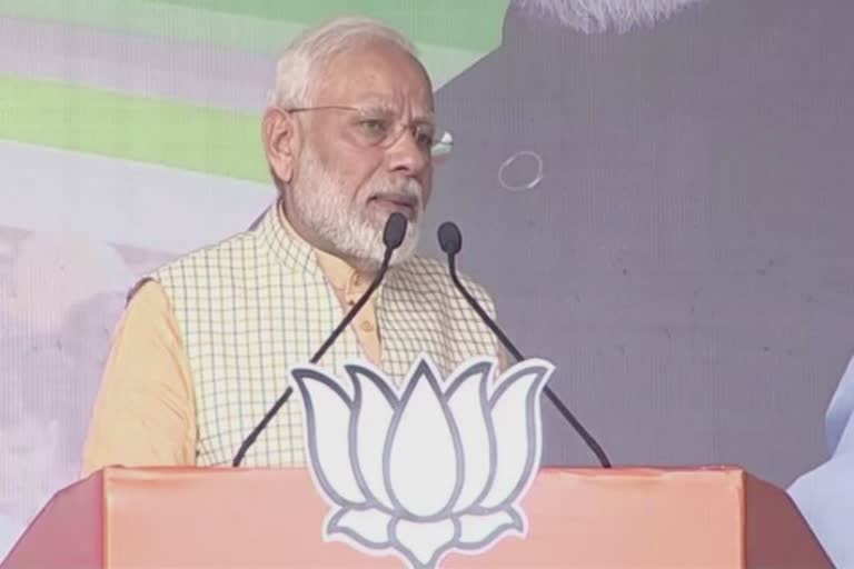 Modi attacks JMM-Cong alliance, says it follows politics of   deception