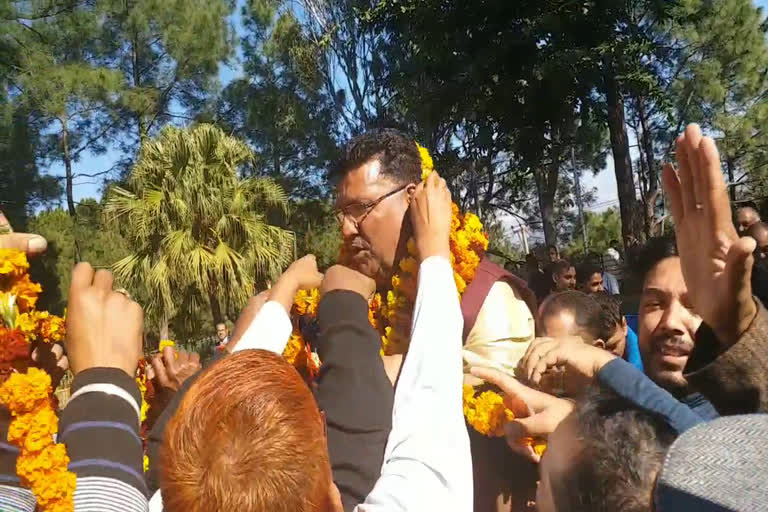 पूर्व विधायक बलदेव शर्मा बने हमीरपुर जिला भाजपा के नए अध्यक्ष, Former MLA Baldev Sharma becomes new president of Hamirpur district BJP