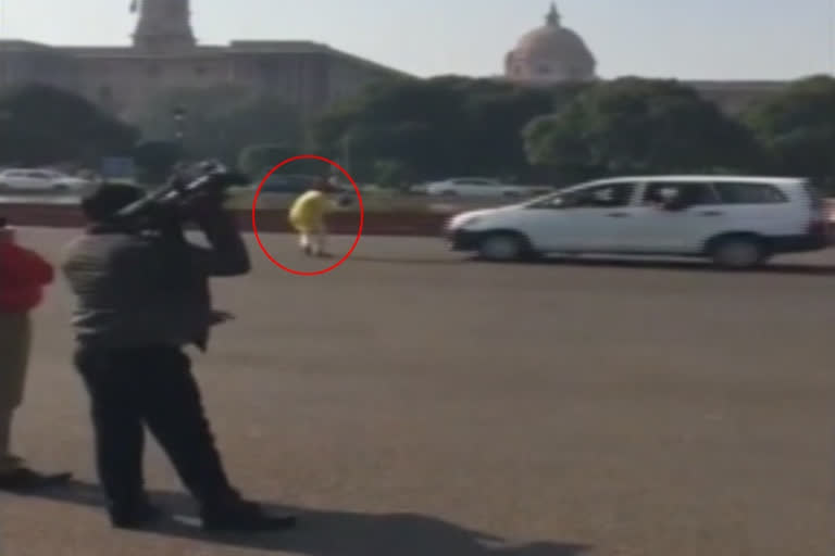 A man came in front of Defence Minister Rajnath Singh's convoy