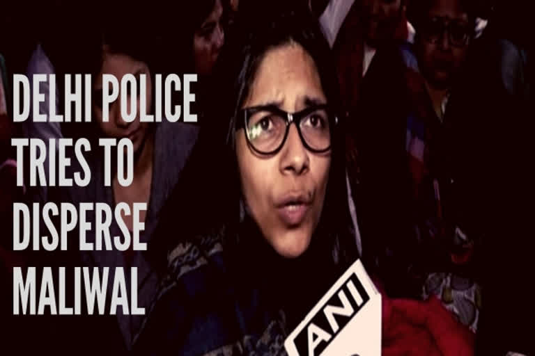 Delhi police asks DCW chief on hunger strike to vacate Jantar Mantar