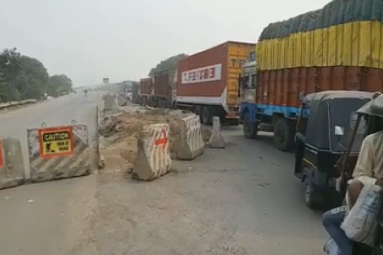 relief from Mahajam on NH 2 of rohtas