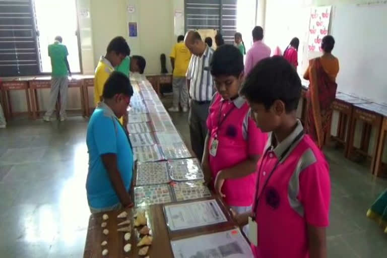 school students in exhibition