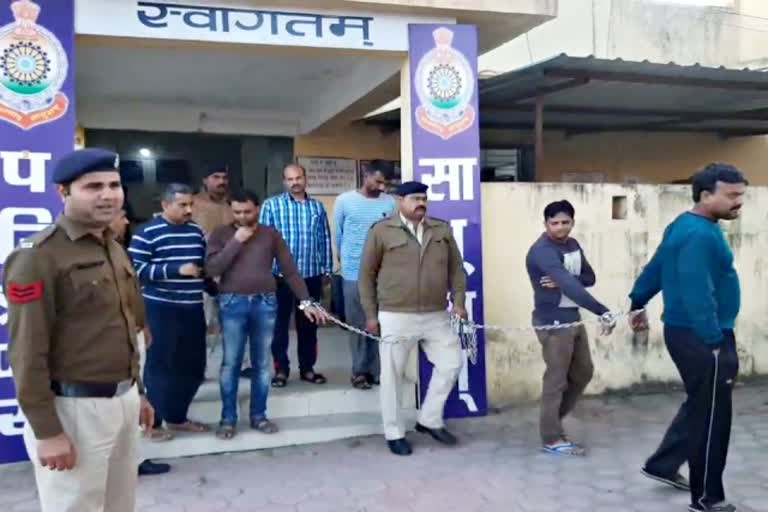 चिटफंड कंपनी के 6 आरोपियों को पुलिस ने किया गिरफ्तार