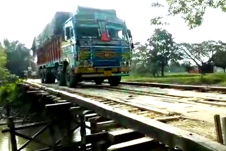 weak bridge barpeta