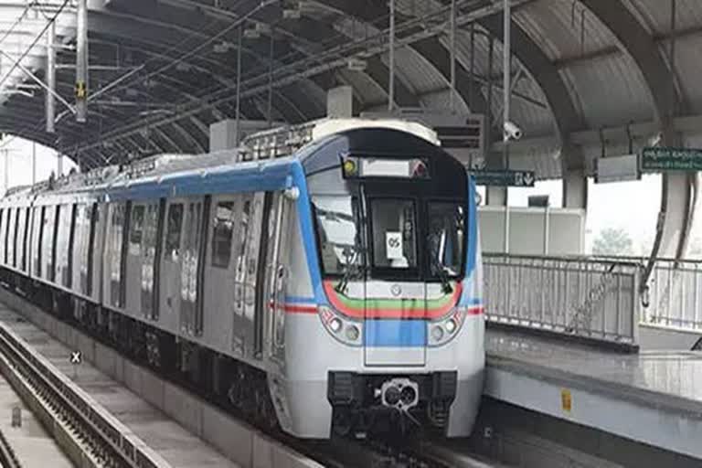 Women can carry pepper spray in Hyderabad Metro Rail