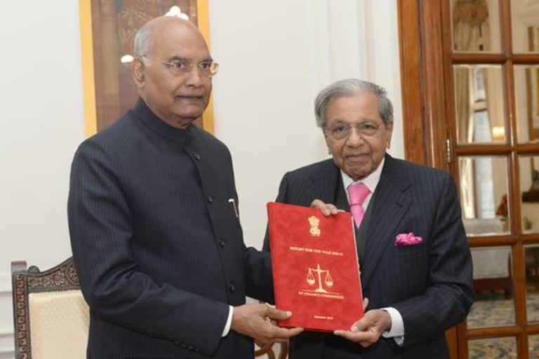 The 15th Finance Commission submits its report to President of India