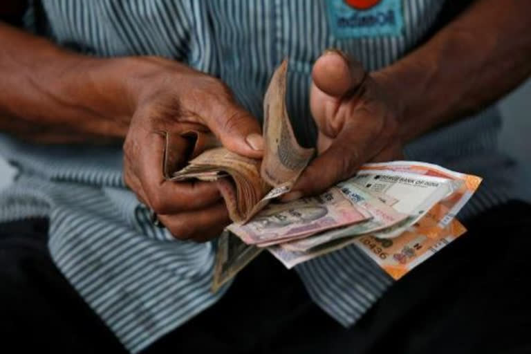 Rupee rises 4 paise against US dollar