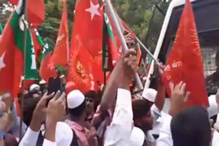 sdpi protest