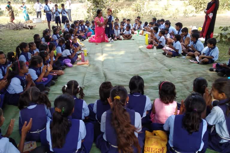 ZP school organised their classes in forest