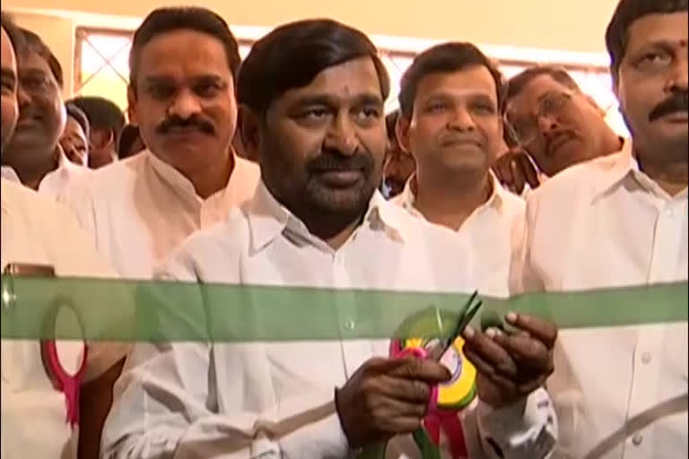 minister jagadish reddy started science fair in nalgonda