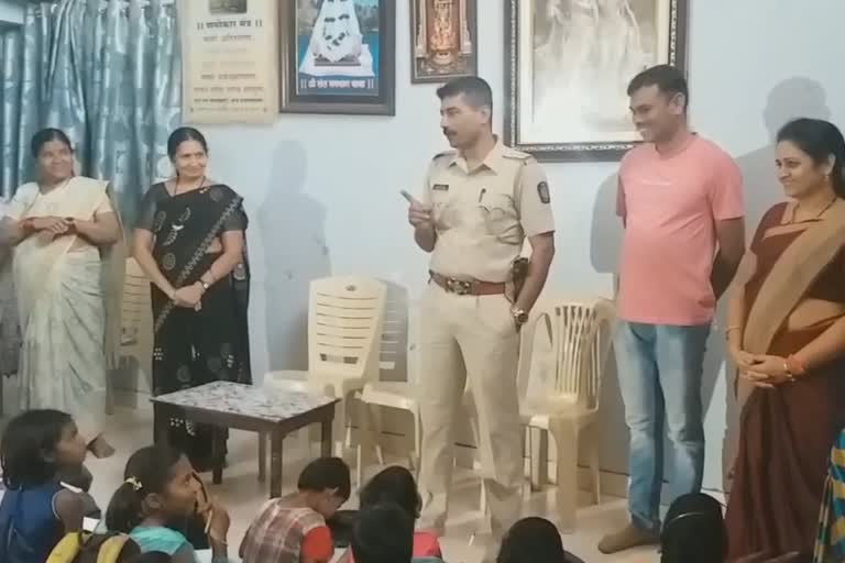 Aurangabad Police helps to orphan for live in aurangabad