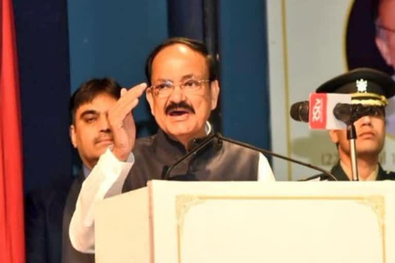 venkaiah-naidu-on-instant-justice