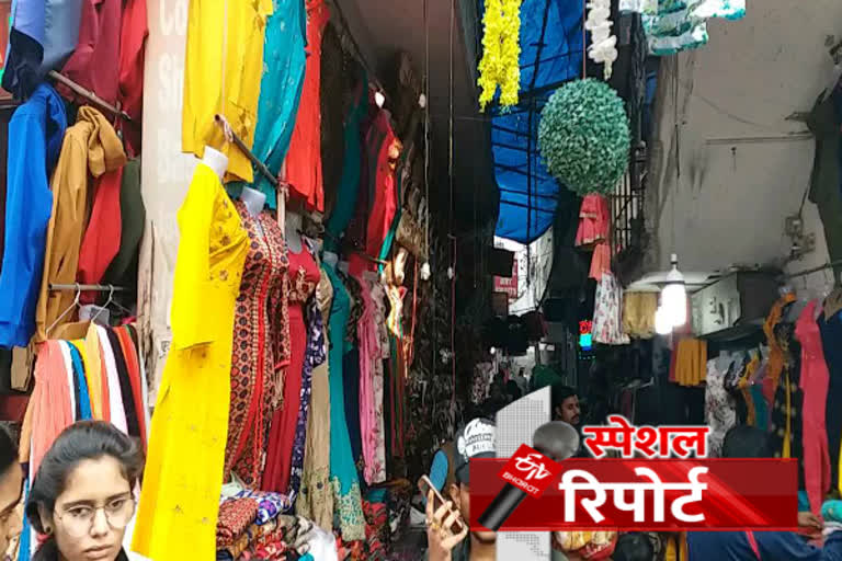 Fire equipment is not available in Atta market in noida
