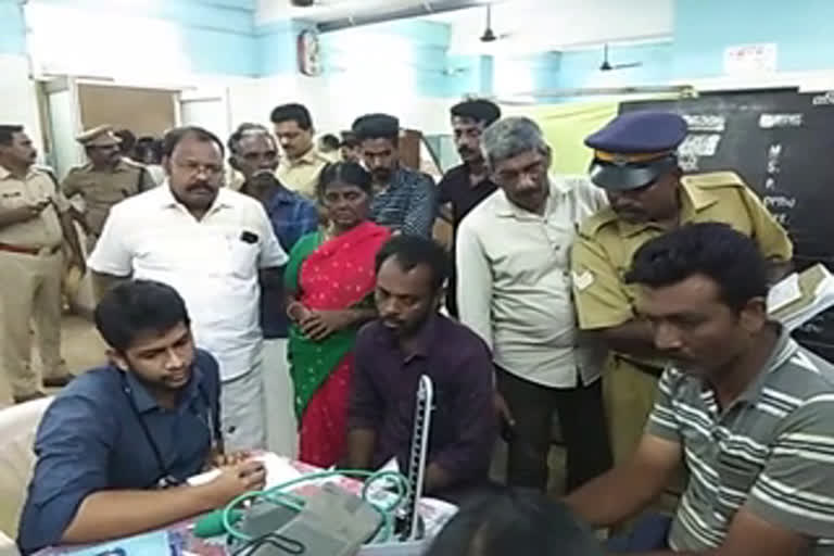 Fishing boat from neendakara harbour found  നീണ്ടകരയിൽ നിന്ന് മത്സ്യബന്ധനത്തിനു പോയ ബോട്ട് കണ്ടെത്തി; എല്ലാവരും സുരക്ഷിതർ  മത്സ്യബന്ധനത്തിനു പോയ ബോട്ട് കണ്ടെത്തി  Fishing boat from neendakara harbour