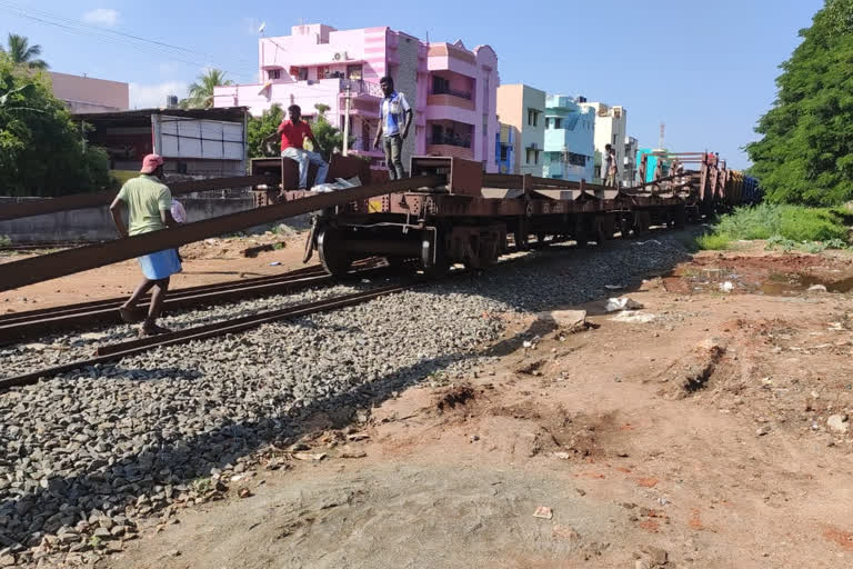 New rails on the Madurai-Bodi railway line