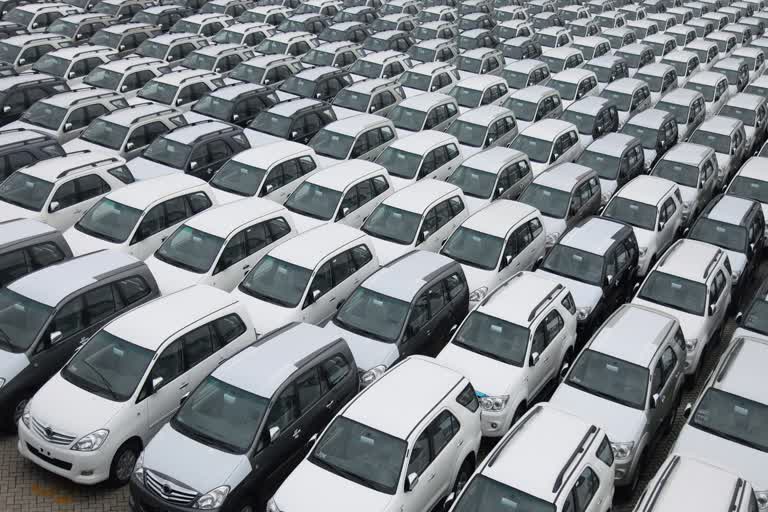 Passenger vehicle sales decline marginally in November