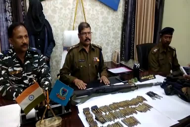 police arrested a criminal in Garhwa