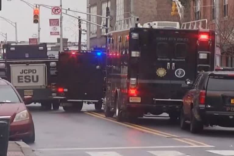 6 killed in New Jersey gunbattle, including police officer