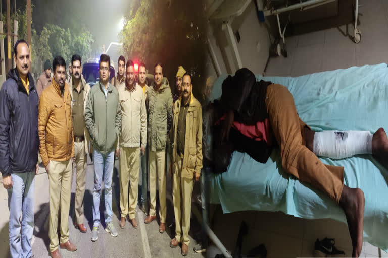 Encounter between police and miscreants in Noida