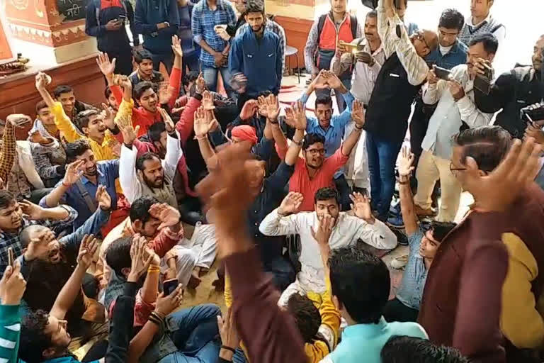 वाराणसी, bhu students, छात्रों का आंदोलन समाप्त