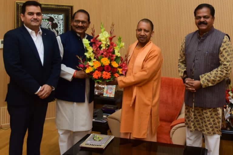 Minister Premasay Singh meet yogi