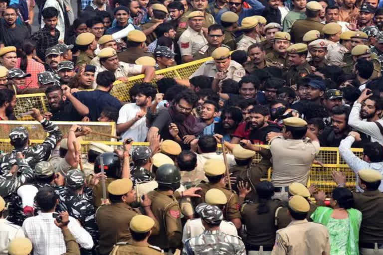 jnu protest