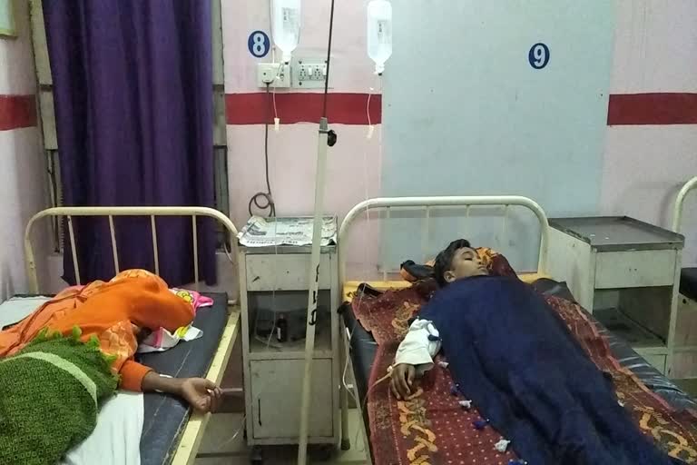 11 children fall sick after eating ratanjot in dhamtari