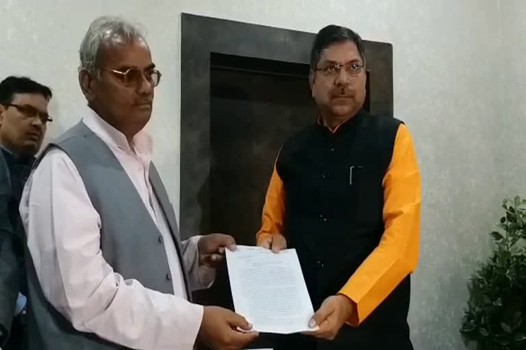 करौली नगर परिषद के सभापति राजाराम गुर्जर,  Karauli City Council Chairman Rajaram Gurjar,