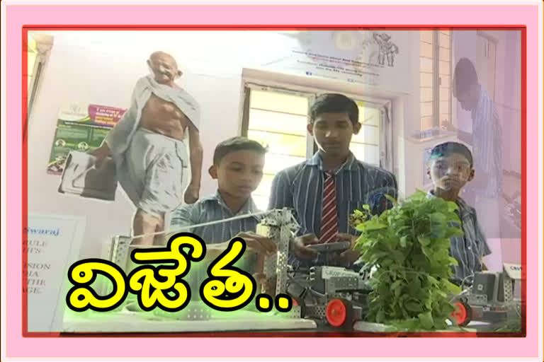 kollivalasa student got  Gram Swaraj project at MK Gandhian Ideas topped the national competition