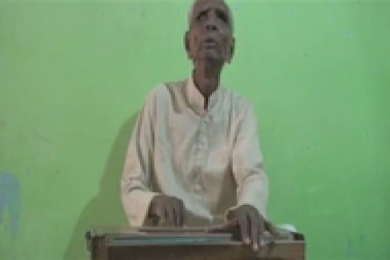 durga prasad vishwakarma is known as tansen for his music in katihar