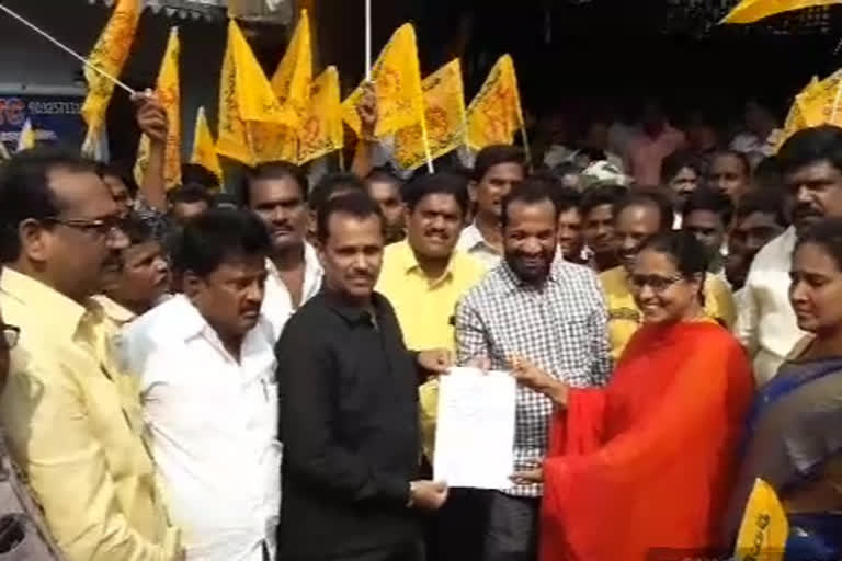 telugudesham party protest to reduce RTC charges in andhrapradesh