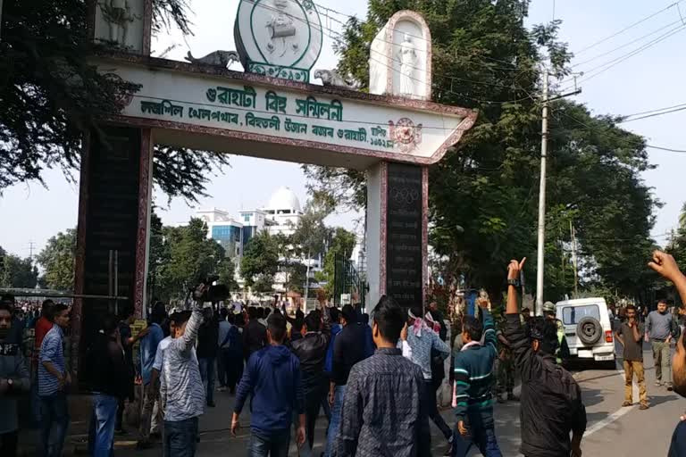 people gathering at latasil