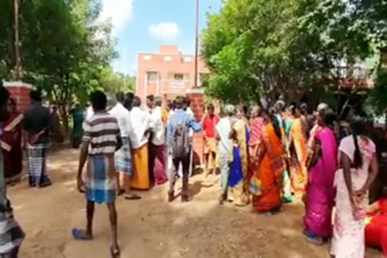 அதிமுக முன்னாள் ஊராட்சி மன்றத் தலைவி