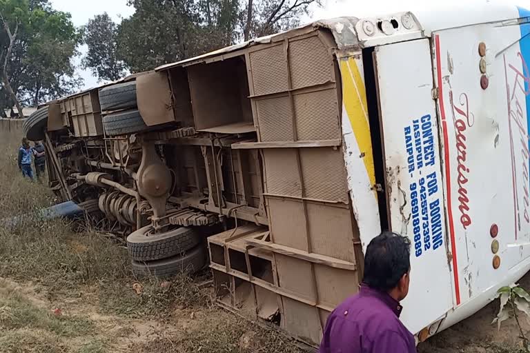 bus accident in sarguja