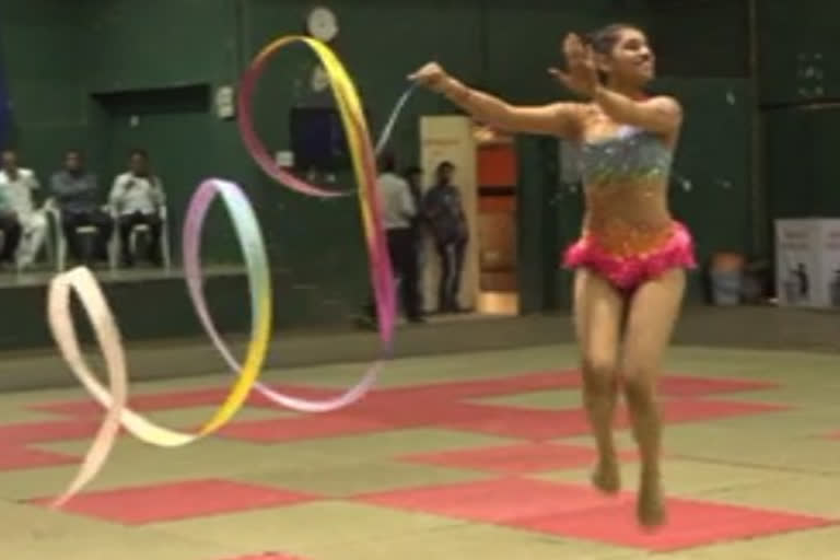 state-level-rhythmic-gymnastics-competition-began-in-jalgaon
