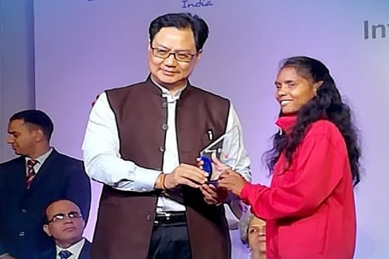 Tribal girl odisha wins UN award, Jhulima Mallick