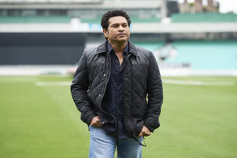 sachin-seeks-netizens-help-to-findout-person-advice-him-on-his-elbow-gaurd-to-play