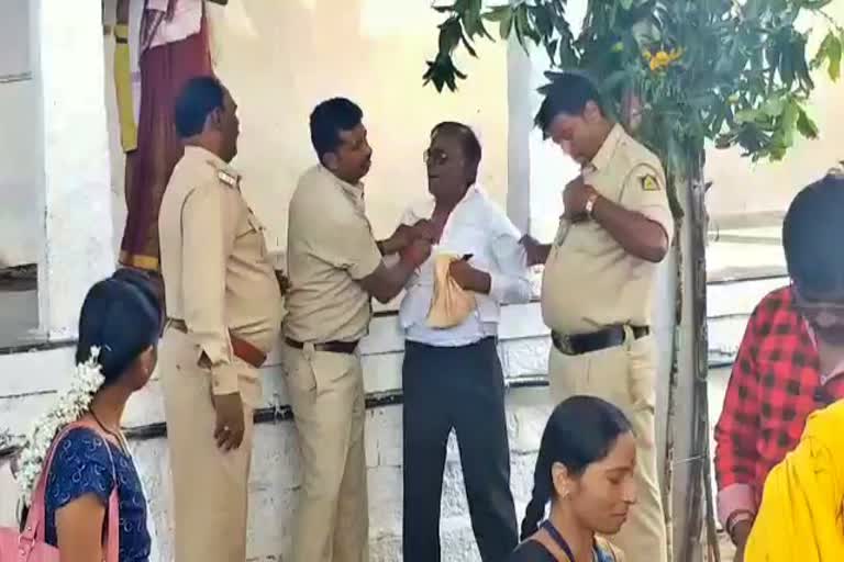 police assult devotee