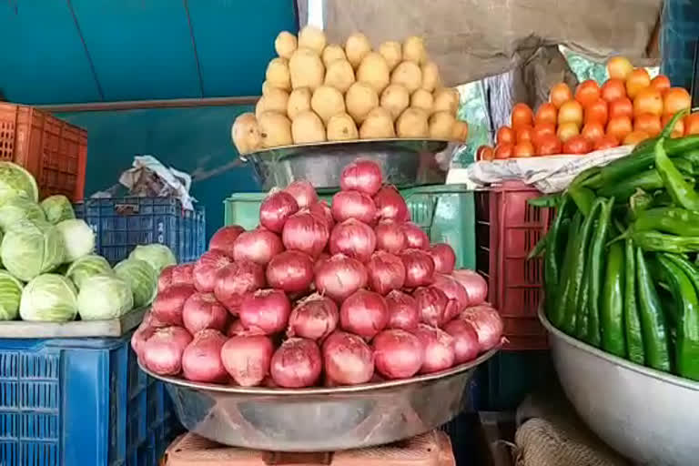 Onion price rise Barmer, प्याज की बढ़ती कीमत बाड़मेर