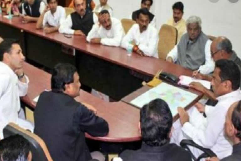 cm kamal nath meetting