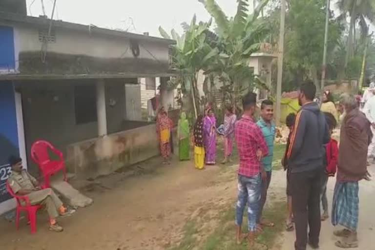 Bom attacked in Muslim basti of kendrapara