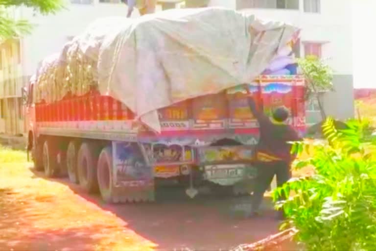 30 tonnes of rice seized in Basavakalyana