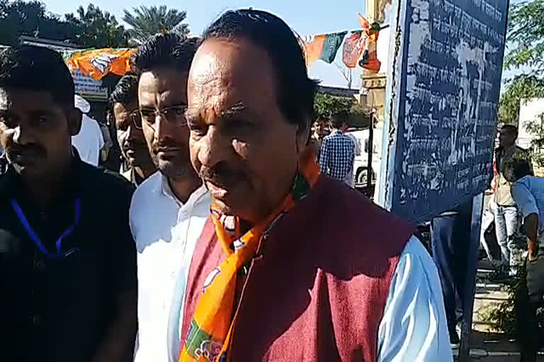 Barmer health center inauguration case, Barmer BJP District President's congress, Barmer BJP news, बाड़मेर भाजपा न्यूज, बाड़मेर स्वास्थ्य केंद्र उद्घाटन मामला