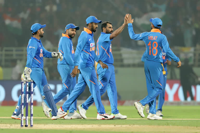 Ind vs wi : India come back to the show in the power of the five lions, beating the West Indies