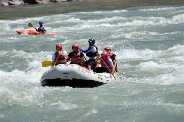 Rafting is not possible due to decreasing water level in Beas river of Kullu