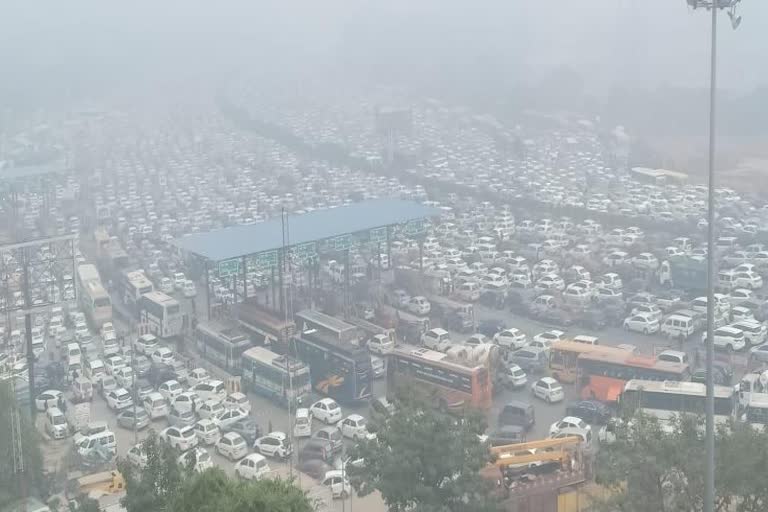 traffic jam in gurugram