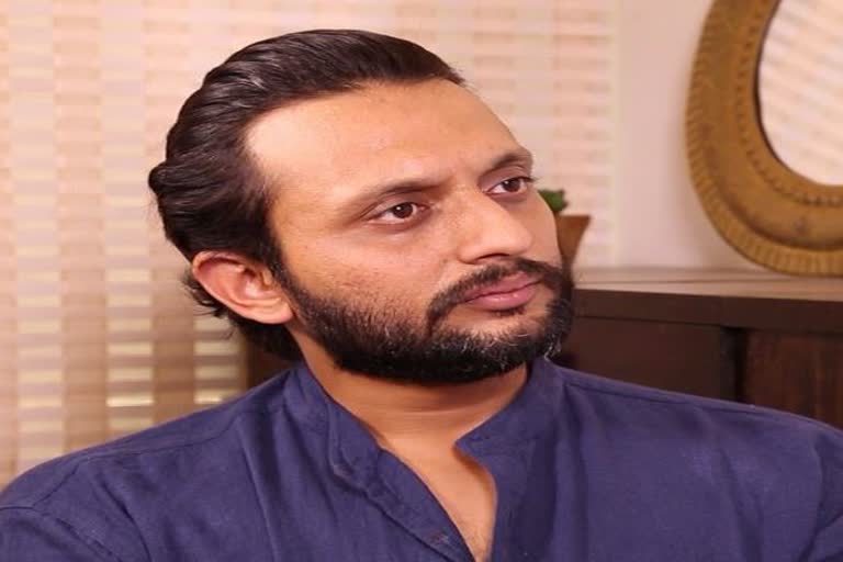 zeeshan ayyub